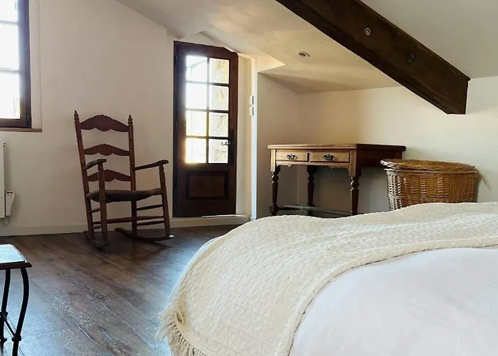 Casa vacanze 5 Bed House - Sleeps 10 - Pets - Wifi *