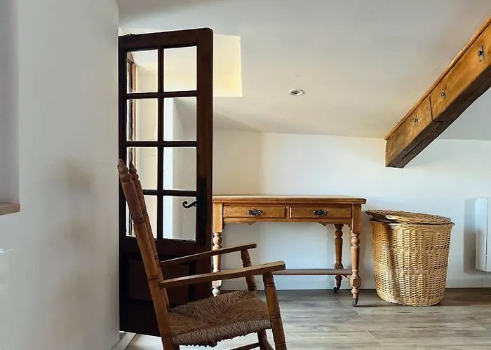 5 Bed House - Sleeps 10 - Pets - Wifi Casa vacanze Mailhac